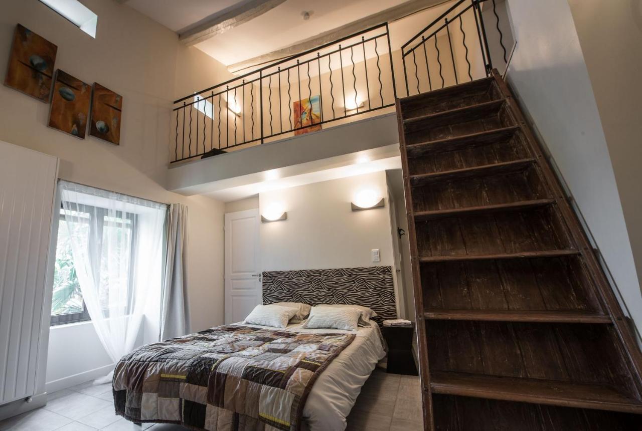Altamica Bed & Breakfast Cournon-d'Auvergne Bagian luar foto