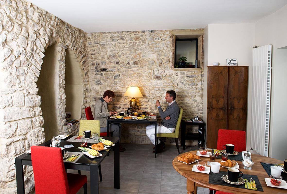 Altamica Bed & Breakfast Cournon-d'Auvergne Bagian luar foto