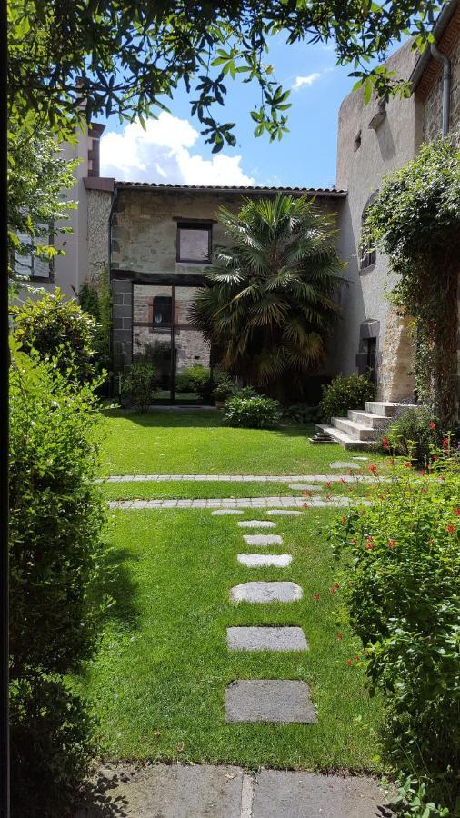 Altamica Bed & Breakfast Cournon-d'Auvergne Bagian luar foto