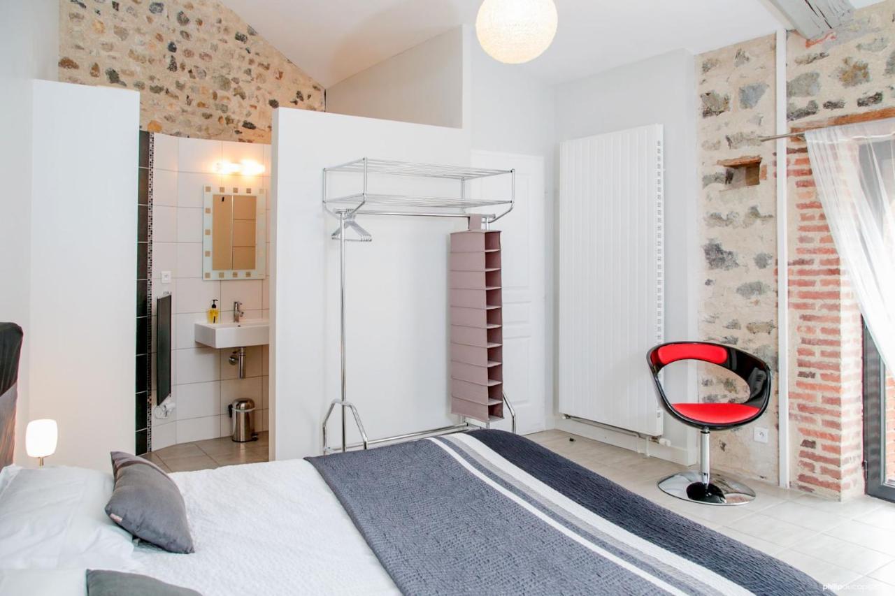 Altamica Bed & Breakfast Cournon-d'Auvergne Bagian luar foto